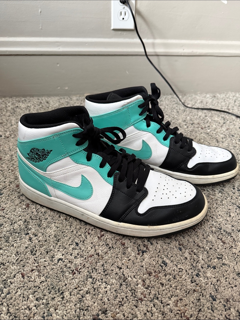 Air Jordan 1 Mid Tropical Twist Men’s Sneakers - White/Teal/Black Igloo Sz 13